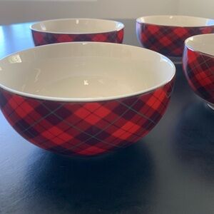 222 Fifth CHRISTMAS PLAID. Red Plaid Bowls. Set of 4 Bowls. EUC.